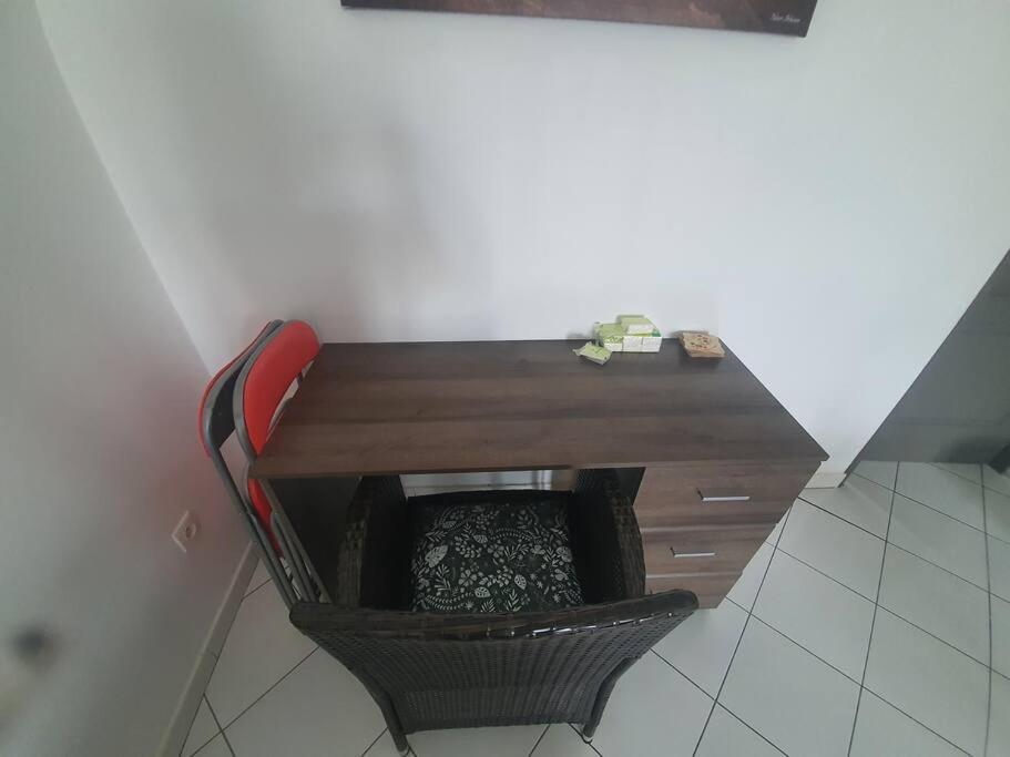 Au Franciscea , Appartement T3 Сен-Луи Екстериор снимка
